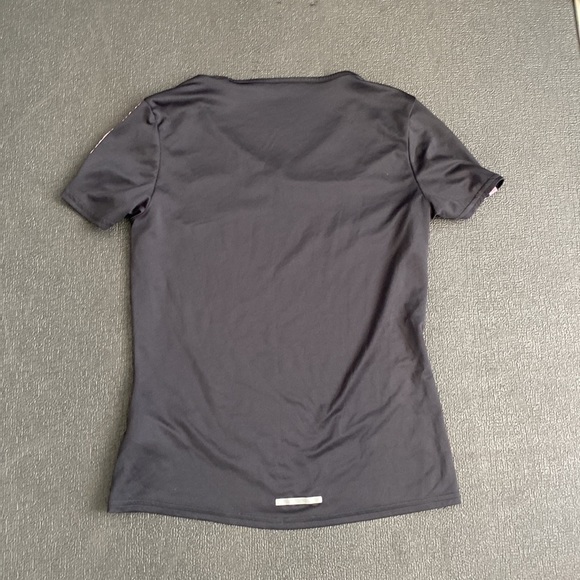 Adidas teeshirt - Picture 2 of 2